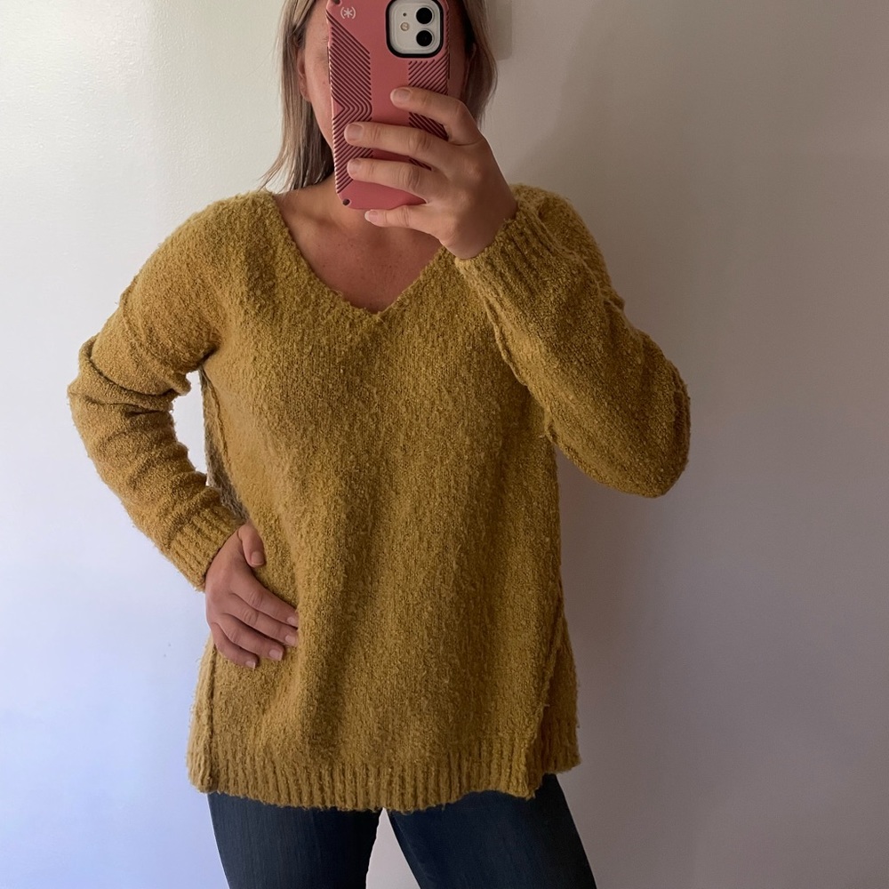 Brand: Impressions
Size: S/M
Color: Mustard Yellow